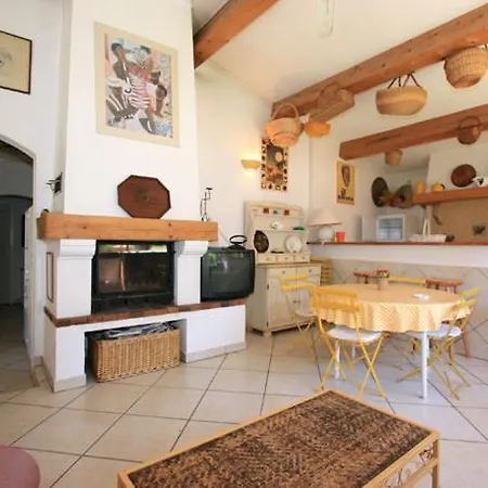 Villa Sleeps 6 Pool Frejus