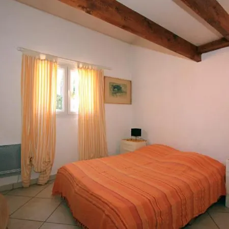 Sleeps 6 Pool